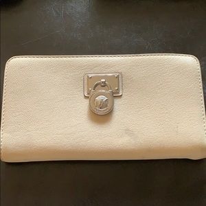 Michael Kors cream wallet